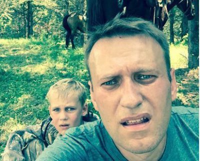 Путешествие Навального на Алтай обернулось общением с полицией