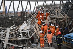 Более 40 человек погибли на стройке электростанции в Китае