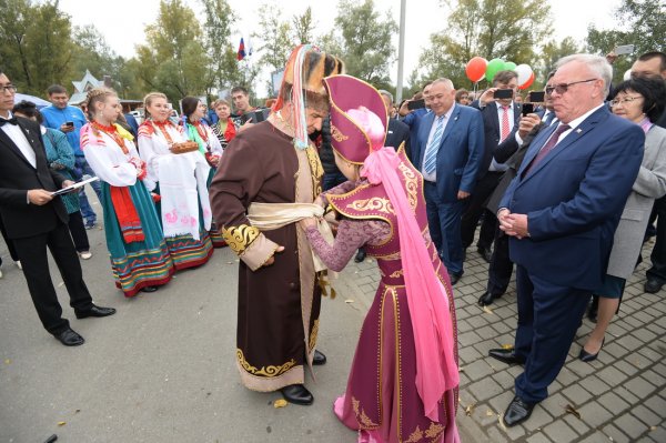 Рустам Минниханов прибыл в Республику Алтай