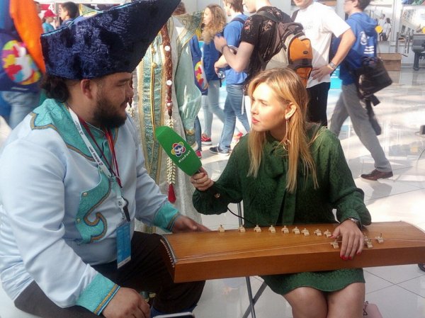 «Сказители Алтая» выступили на Всемирном фестивале молодежи в Сочи
