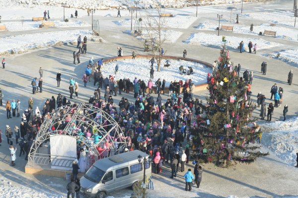 Сквер семьи открыли в Республике Алтай