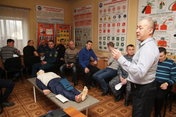Представители силовых структур приняли участие в проекте «Научись спасать жизнь!»