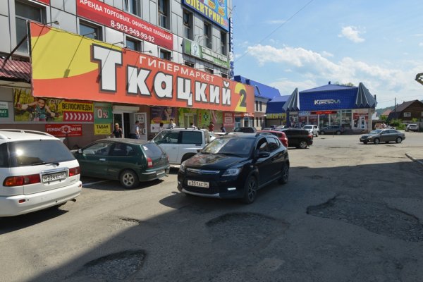 Нарушения пожарной безопасности в торговом центре "Ткацкий-2" устранят к середине августа
