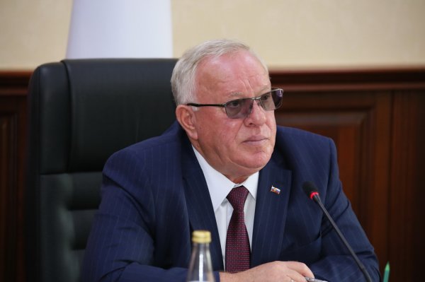 Александр Бердников провел заседание КЧС