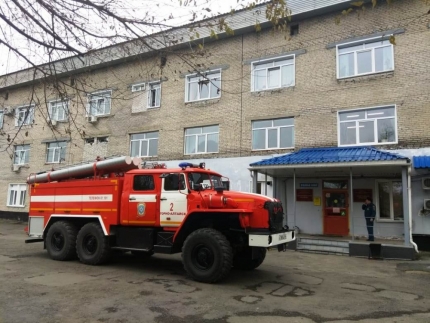 Из-за короткого замыкания электропроводки проведена эвакуация в корпусе детской больницы в г.Горно-Алтайске