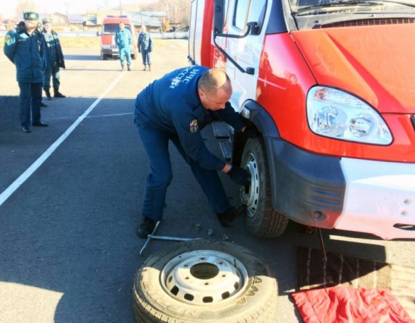 В Республике Алтай проведены соревнования профессионального мастерства среди водителей пожарных автомобилей