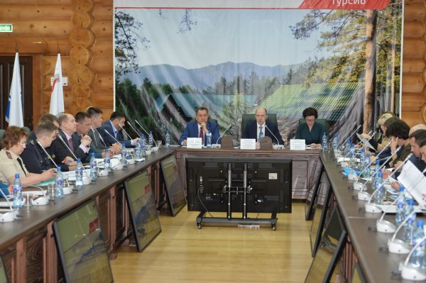 Олег Хорохордин заявил о новой стратегии развития туризма в Республике Алтай