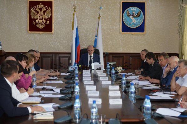 Олег Хорохордин провел заседание комиссии по противодействию коррупции