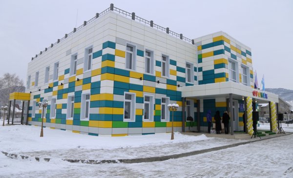 Детский сад с ясельными группами открыли по нацпроекту «Демография» в Кызыл-Озеке