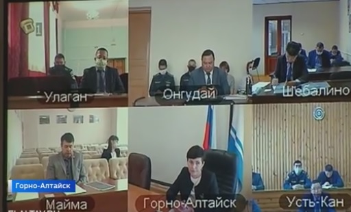 Олег Хорохордин провел видеоконференцию с главами муниципалитетов