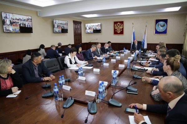 Олег Хорохордин поручил усилить контроль за прекращением работы турбаз региона