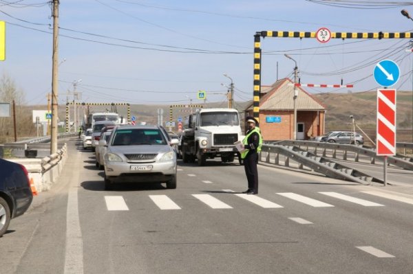 Патрульные посты ГИБДД контролируют въезжающих в Республику Алтай