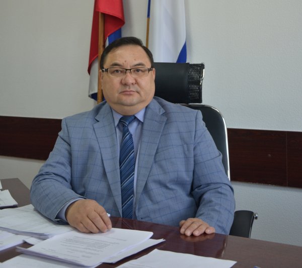 Глава Онгудайского района Андрей Мунатов намерен опротестовать в суде решение райсовета об удалении в отставку