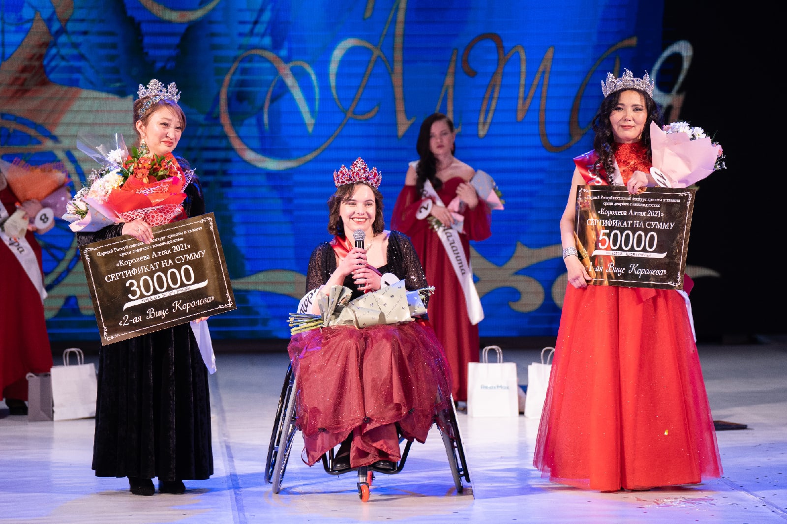 Названы победительницы первого республиканского конкурса красоты и таланта среди девушек с инвалидностью