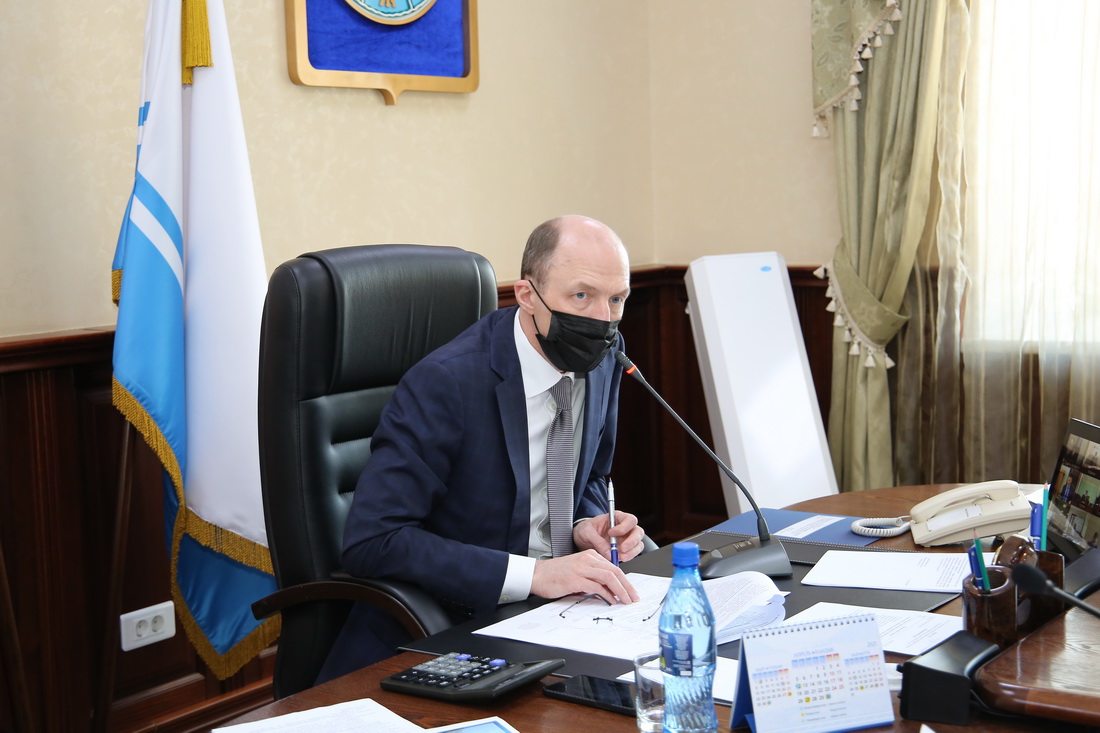 Первая партия вакцины «ЭпиВакКорона» поступила в Республику Алтай