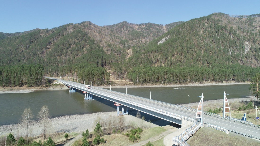 Системы обеспечения транспортной безопасности установят на мосту через Катунь возле Усть-Семы