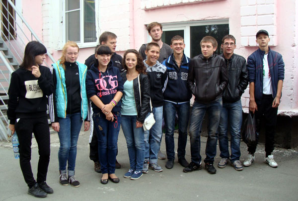 Трудных подростков за хорошее поведение поощрили поездкой в Горный Алтай