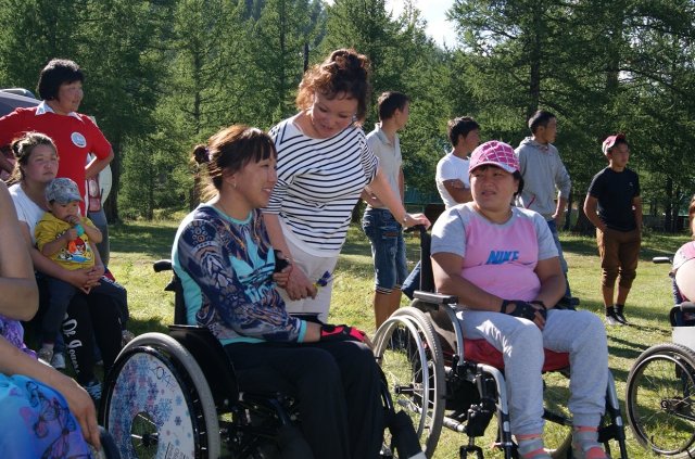 «Мы раскрываем крылья!»: в Онгудайском районе прошел фестиваль для людей с ограниченными возможностями