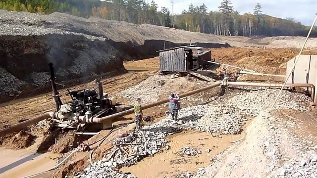 Добыча золота на реке Сия в Турочакском районе стала причиной загрязнения воды