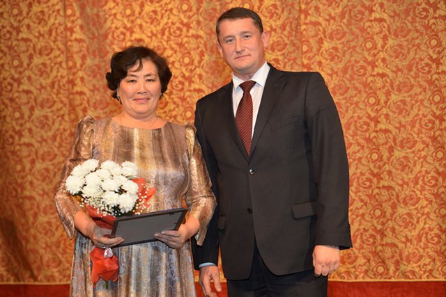 Театральные деятели региона получили ежегодные премии Правительства республики Алтай