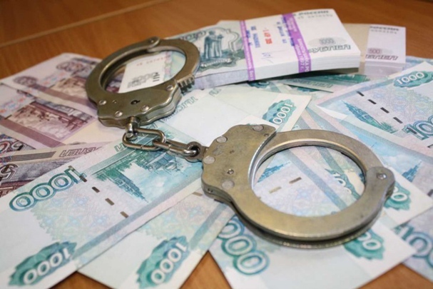 Жительница Улаганского района, пытавшаяся оформить кредит через посредника, стала жертвой мошенника