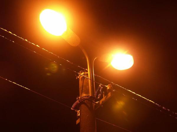С 1 января на главных улицах не отключают освещение в ночное время