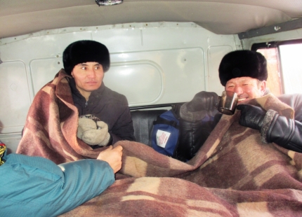 Пожарные села Кош-Агач помогли гражданам Монголии в сложной ситуации