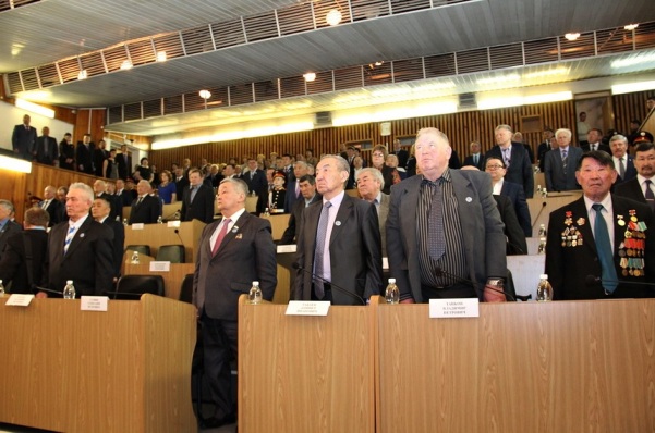 Состоялось торжественное собрание, посвященное 25-летию образования Парламента и Правительства Республики Алтай