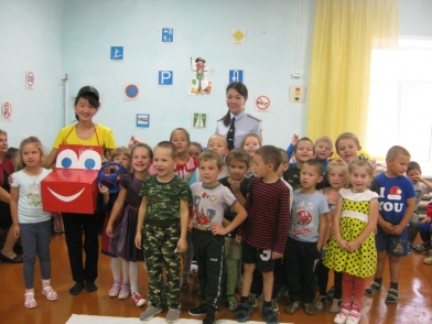 В Республике Алтай воспитанники детского сада «Тополек» стали участниками праздника по ПДД «Дорожные приключения»
