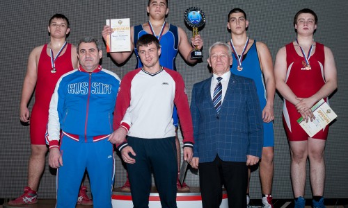 Спортсмен из Республики Алтай стал призером Первенства РФ по греко-римской борьбе