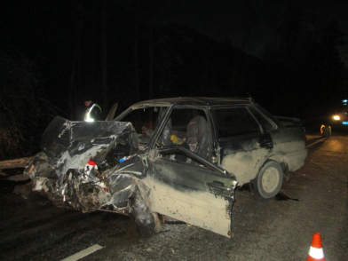 В Майминском районе, в результате столкновения автомобилей ВАЗ и Toyota, пострадали 4 жителя региона