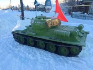 В Республике Алтай проходит конкурс снежных скульптур «Оружие Победы»