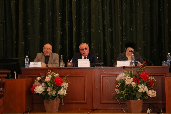Александр Бердников провел совещание с представителями турбизнеса региона