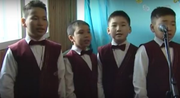 Лучшие представители Алтайской студии мальчиков дали концерт в Урлу-Аспаке