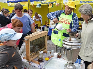 Фестиваль меда пройдет в Горно-Алтайске