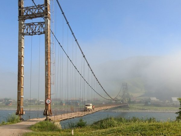 Топ-6 удивительных мостов России попал Тюнгурский мост
