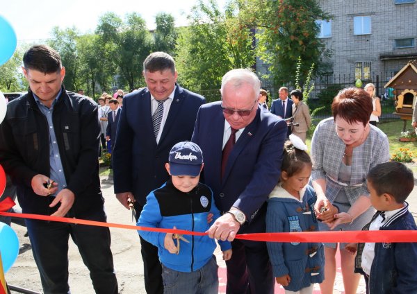 Александр Бердников открыл детский сад в Горно-Алтайске