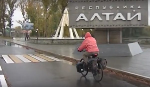 Объездить весь мир на велосипеде - мечта путешественника из Казахстана