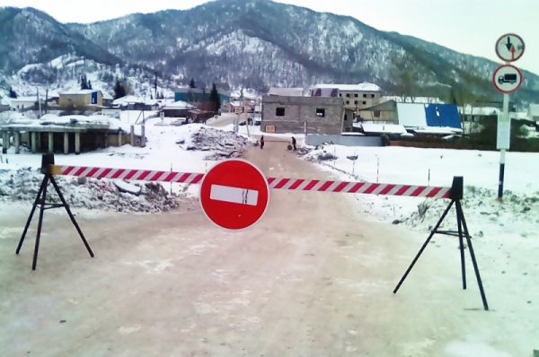 Первую ледовую переправу открыли в Республике Алтай