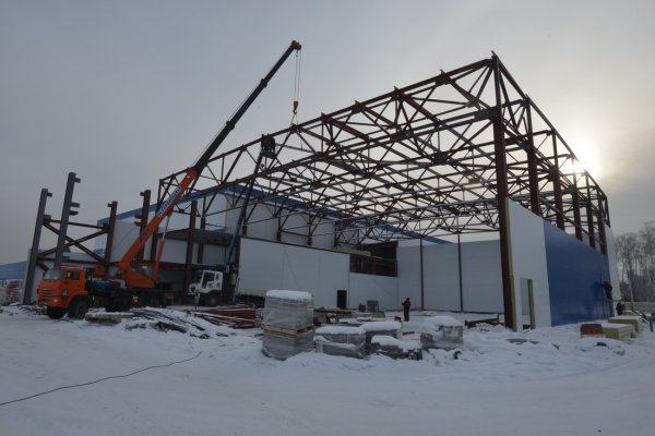 Первый ледовый дворец готовится к открытию в Горном Алтае