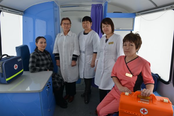 35 мобильных медицинских комплексов появится в Горном Алтае