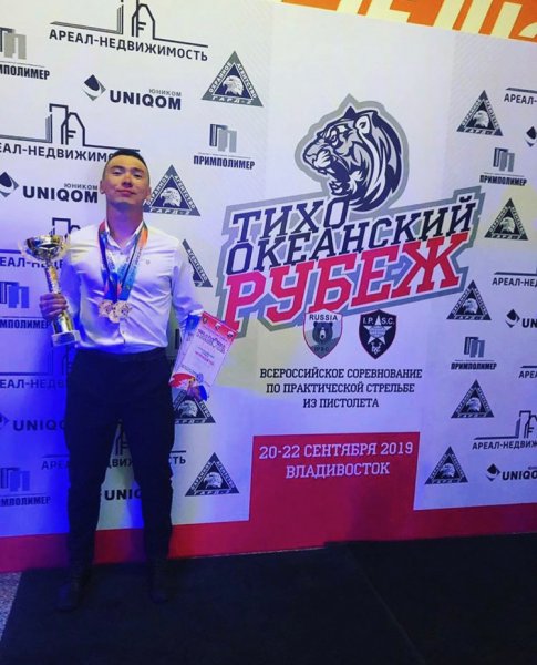 Алтайский стрелок Эмиль Санашкин стал чемпионом России по практической стрельбе из пистолета