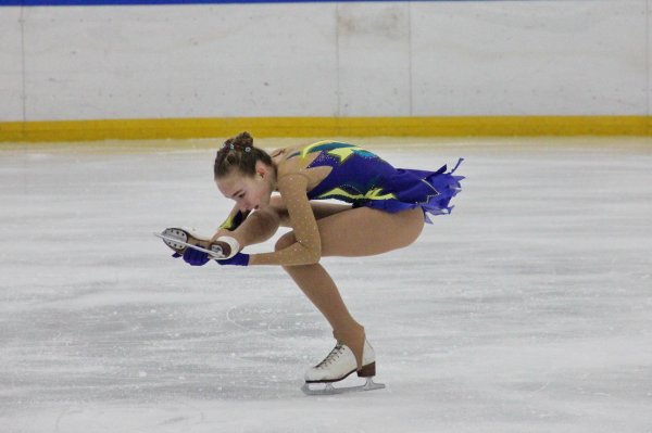 Предварительная запись на занятия по фигурному катанию на коньках открыта в ледовом дворце «Атлант»