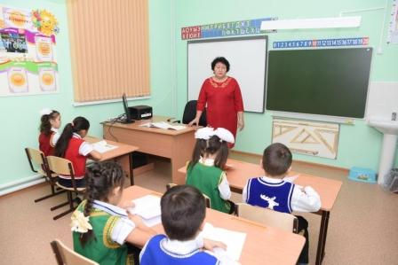 Педагоги Республики Алтай получают доплаты за классное руководство
