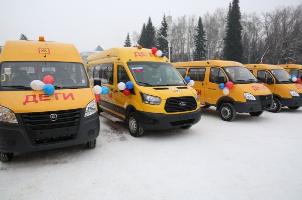 Школьный автопарк Республики Алтай пополнился 21 новым автобусом