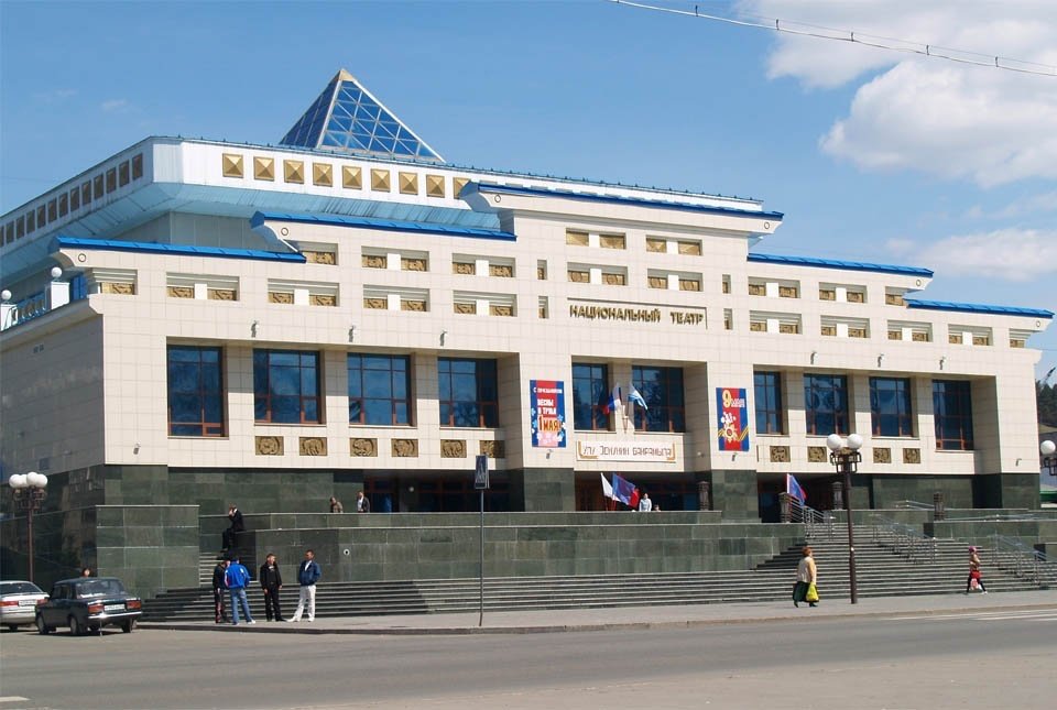 Московский театр «Etcetera» покажет на главной сцене республики три спектакля