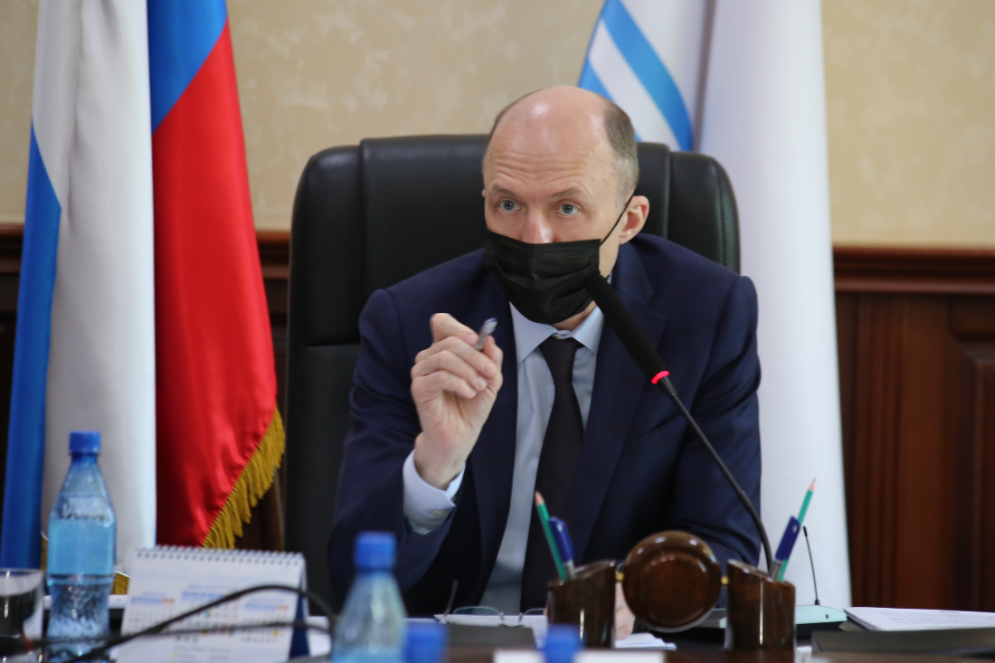 Глава Республики Алтай Олег Хорохордин взял под личный контроль ситуацию в СПК «Амурский»