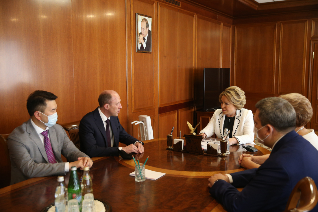 Председатель СФ провела встречу с руководством Республики Алтай