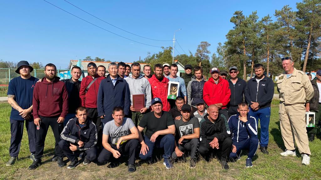 Сотрудники Горно-Алтайской базы авиационной охраны лесов вернулись из Якутии, где тушили лесные пожары