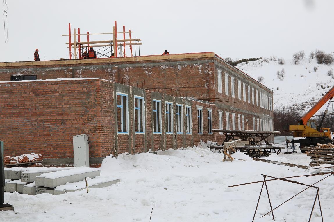 Заместитель Генпрокурора посетил место строительства самого большого детского сада в РА